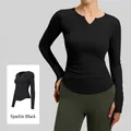 V-Ausschnitt Yoga Langarmshirt in Starry Black mit Schlankheitsfalten und Daumenlöchern - S / Sternenschwarz