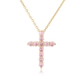 Vista dettagliata di una collana con ciondolo a croce dorata con zirconi rosa incastonati - Oro Zircone Rosa VD836