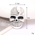 Broche crâne argentée avec strass et émail noir, dimensions 4cm x 2,7cm, style punk - Crâne Souriant Argenté (D2914)