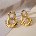 Elegante gouden geometrische dubbele ring oorbellen op een gestructureerde basis - Abstracte Dubbele Ring Geometrisch (44902) / Goud