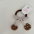 Élastique à cheveux marron avec nœud en dentelle blanche et breloques en tissu perlé - Élastique Cerise