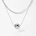 Collier multicouche en acier inoxydable argenté avec grand pendentif boule polie - Style Argenté (PDD1058)