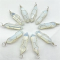 Set van 10 met draad omwikkelde zeshoekige opaliet kristallen hangers met zilveren metaaldraad - Alleen hanger / Opaal