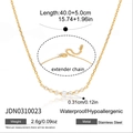 Goldene Edelstahlkette mit sieben abgestuften weißen Zirkonia-Steinen und Verlängerungskette - Abgestufter Weißer Strass Stil (JDN0310023)