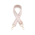 Détail de la bandoulière jacquard rose et blanc avec motifs géométriques et crochets dorés - Quincaillerie Dorée / Rose