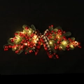 Ghirlanda natalizia luminosa con bacche rosse e fiocco a scacchi nero e rosso su pino - Sopraporta (Con luci LED)