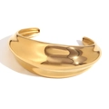Bracciale rigido aperto in acciaio inossidabile placcato oro 18K con superficie concava - Bracciale Aperto Lucido con Superficie ad Arco Goffrata / Oro