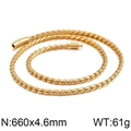 Collana a catena intrecciata dorata da uomo, misura 660x4,6 mm, peso 61 g su sfondo bianco - Oro