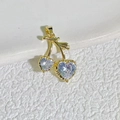 Macro del ciondolo a ciliegia placcato oro 18K con pietre di zircone a forma di cuore - Stile B Oro-Bianco (Ciliegia a Cuore)