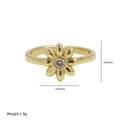 Detalle macro de anillo de flor en oro de 18k con medidas 10,6mm y peso 1,9g - Estilo de Margarita Única (FR40790206)