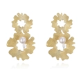 Detail of 18K gold plated jasmine flower earrings with pearls and striped petals - Gold Artificial Pearl Hollow Jasmine Stud Earrings (1 Pair)