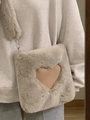 Borsa a tracolla beige in peluche a forma di cuore con morbida pelliccia e clip in metallo - Albicocca