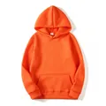 Sweat à capuche orange vif avec poche kangourou et poignets côtelés au style minimaliste - S / Hauts / Orange