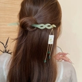 Épingle à cheveux chinoise classique en résine verte avec pompons dorés et ornements blancs - 10# Épingle à cheveux-Vert (Gland de perle verte plaque carrée)
