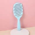 Spazzola ventilata azzurra per styling volumizzante con manico ergonomico curvo - Blu