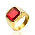Bague vintage pour homme en acier titane doré avec une large pierre précieuse rouge rectangulaire - Or Pierre Rouge