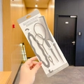 Set per acconciature grigio con passante per capelli e pettine a coda sottile - Set Di Quattro Pezzi Grigio Per Strappare I Capelli