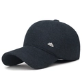 Dunkelblaue Winter-Basecap mit Plüschfutter und silbernem Berg-Emblem für Herren - Verstellbar (55-60cm) / Marineblau
