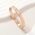 Bracciale rigido in acciaio inossidabile oro rosa con decorazione a cifre romane incise - Oro rosa