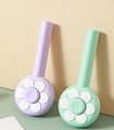 Spazzole per animali verde menta e lilla con pulsante decorativo a fiore - Imballaggio in sacchetto / Viola