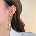 Boucles d'oreilles dorées élégantes avec quatre pierres précieuses multicolores - Pierre Précieuse Irrégulière Quadrichrome Or