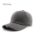 Dunkelgraue Baumwoll-Baseballkappe im Vintage-Stil mit rissigen Details am Schirm - Grau
