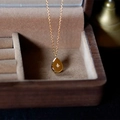 Collar de gota con estrella en acero chapado en oro de 18K y colgante de gema brillante - Colgante Forma de Pera / Dorado