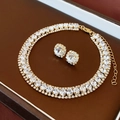 Conjunto de joyas doradas con collar de esmeralda cuadrada y pendientes a juego - Juego de 2 Piezas Dorado (Pendientes + Collar)