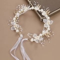 Cerchietto da sposa fatto a mano con perle, filo dorato e nastri in organza bianchi - Stile Foglia Tono Oro / Oro