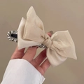 Elegante pinza para el pelo de malla beige de doble capa con base a rayas - Clip de Pico de Pato Beige