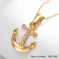 Collana con ancora in acciaio inossidabile placcato oro 18K con cristalli bianchi - Stile Ancora (N0139G)