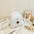 Mini sac à dos blanc matelassé avec pendentif chat et finitions dorées - Blanc