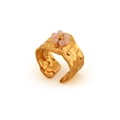 Golden 18K stainless steel wide ring with pink bead flower and hammer texture finish - Adjustable Open / Pink