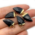 Set of five black chili-shaped stone pendants with elegant gold plated caps and loops - 10x20mm / Black Agate