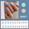 Uñas postizas azul cielo y purpurina plateada con diseños de ondas y acabado brillante - Estilo de Ondas y Purpurina Azul Claro (W997-Tipo Pegamento)