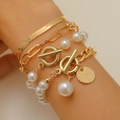 Gold - Pearl Round Plate Pendant Style