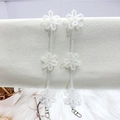 White beaded mobile strap with floral accents and silver lobster clasp accessory - Frosted White