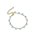 Pulsera de cadena dorada con dijes de corazón en esmalte blanco y motivos de ojo azul - Blanco