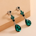 Élégantes boucles d'oreilles clips en cristal vert en forme de larme avec monture argent - Vert (Clip-on)