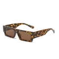 Retro-Sonnenbrille mit rechteckigem Rahmen in Schildpatt-Optik und braunen Gläsern - Schildpatt Rahmen Tee Gläser