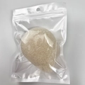 Éponge faciale konjac beige en forme de cœur dans un sac plastique transparent - Blanc Larme