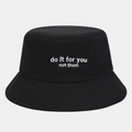 Cappello alla pescatora nero retrò con ricamo di lettere su due righe e tesa larga - Taglia unica / Nero