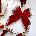 Rote Samtschleife für den Weihnachtsbaum mit silbernen Pailletten und praktischer Aufhängung - 15CM / Burgund Samt Silberrand Bogen