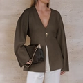 Eleganter dunkelbrauner V-Ausschnitt Cardigan mit Goldknopf und weiten Ärmeln - S / Braun
