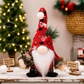 Gnomo di Natale con cappello rosso a fiocchi di neve che tiene una lampada a olio nera - Gnomo Maschio con Lanterna