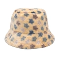 Dettaglio del cappello a secchiello in peluche con stelle e trama in finta lana - M (56-58cm) / Beige Con Stelle Blu