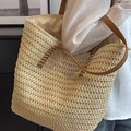 Woven straw tote bag in beige with brown leather straps and secure zipper closure - Off White