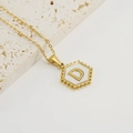 18K gouden zeshoekige ketting met letter D hanger en witte inlegwerk - Goud D (Met Ketting)