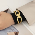 Polished gold-plated stainless steel chunky link bracelet for women with minimalist geometric design - Z082-Gold Bangle