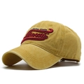 Detalle del bordado 3D rojo de Hawaii en gorra de béisbol de sarga de algodón amarilla - 56-60cm (Ajustable) / Amarillo